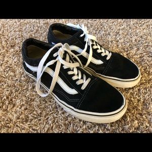 Vans Old Skool Black Shoes.  Women’s 7.5